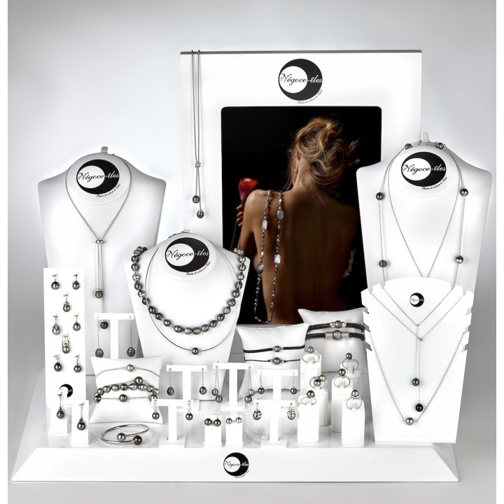 SILVER DISPLAY MATERIALS